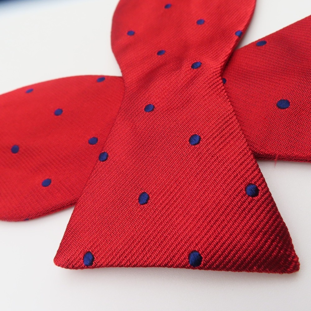 Brooks Brothers Bow Tie Red Blue Polka Dot 2.25" Wide Silk USA Makers - Picture 2 of 5